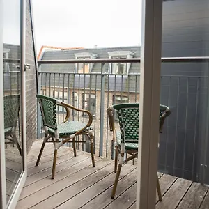 Nora Hotel